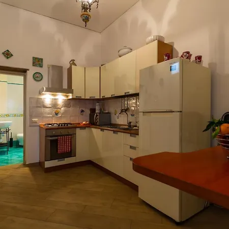 Salernostays - Nonna Lella's Appartement